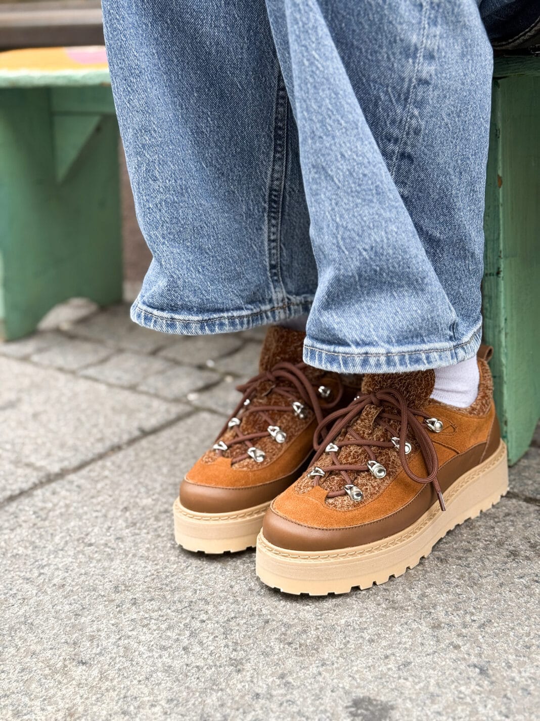 Jak dbać o buty, aby wyglądały jak nowe przez długi czas?